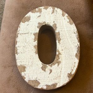 Hanging Letter “O”